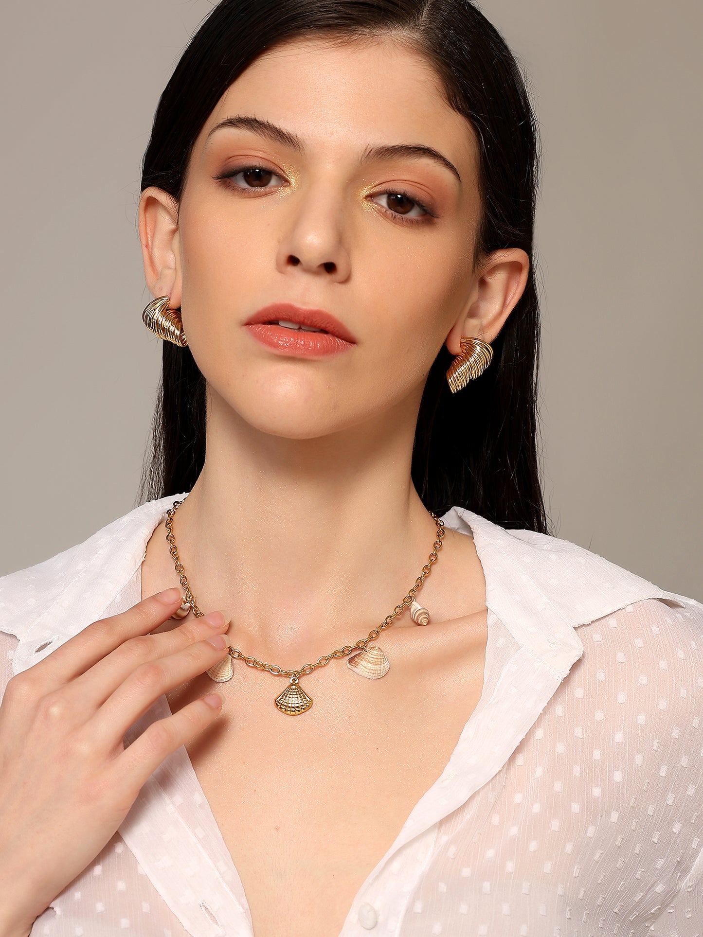 Aalst Shell Necklace