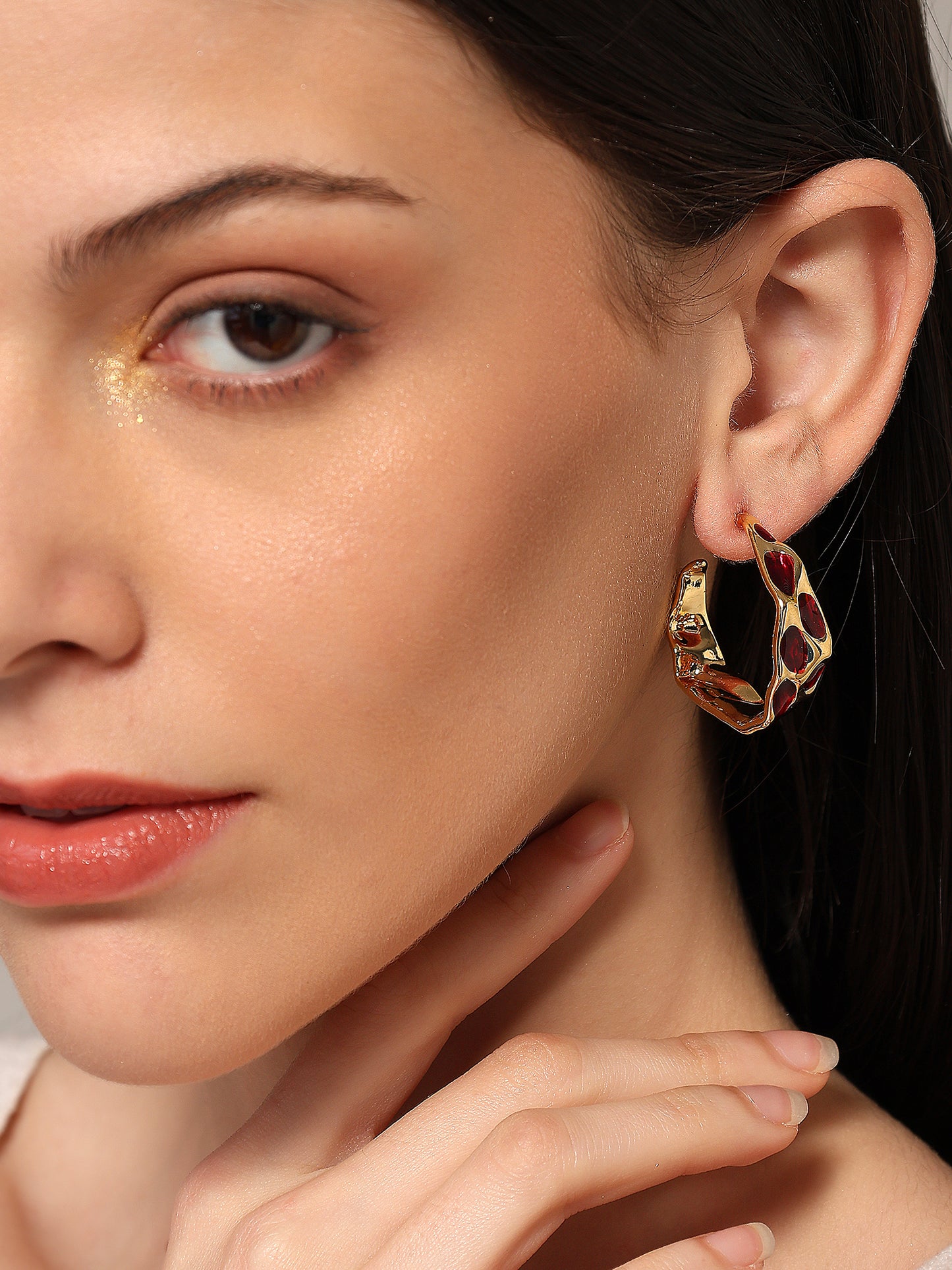 Aviva Glossy Earrings