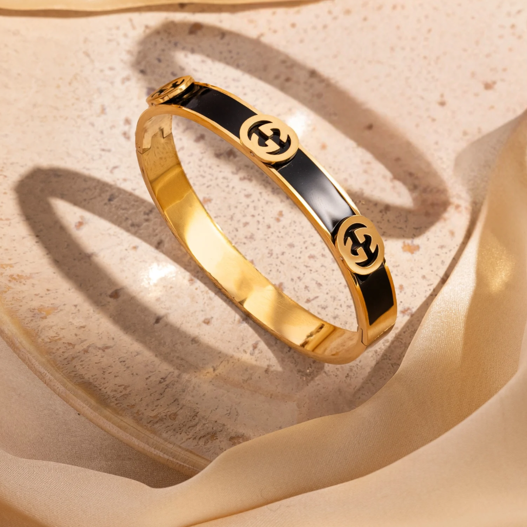 Velden Gold Bangle