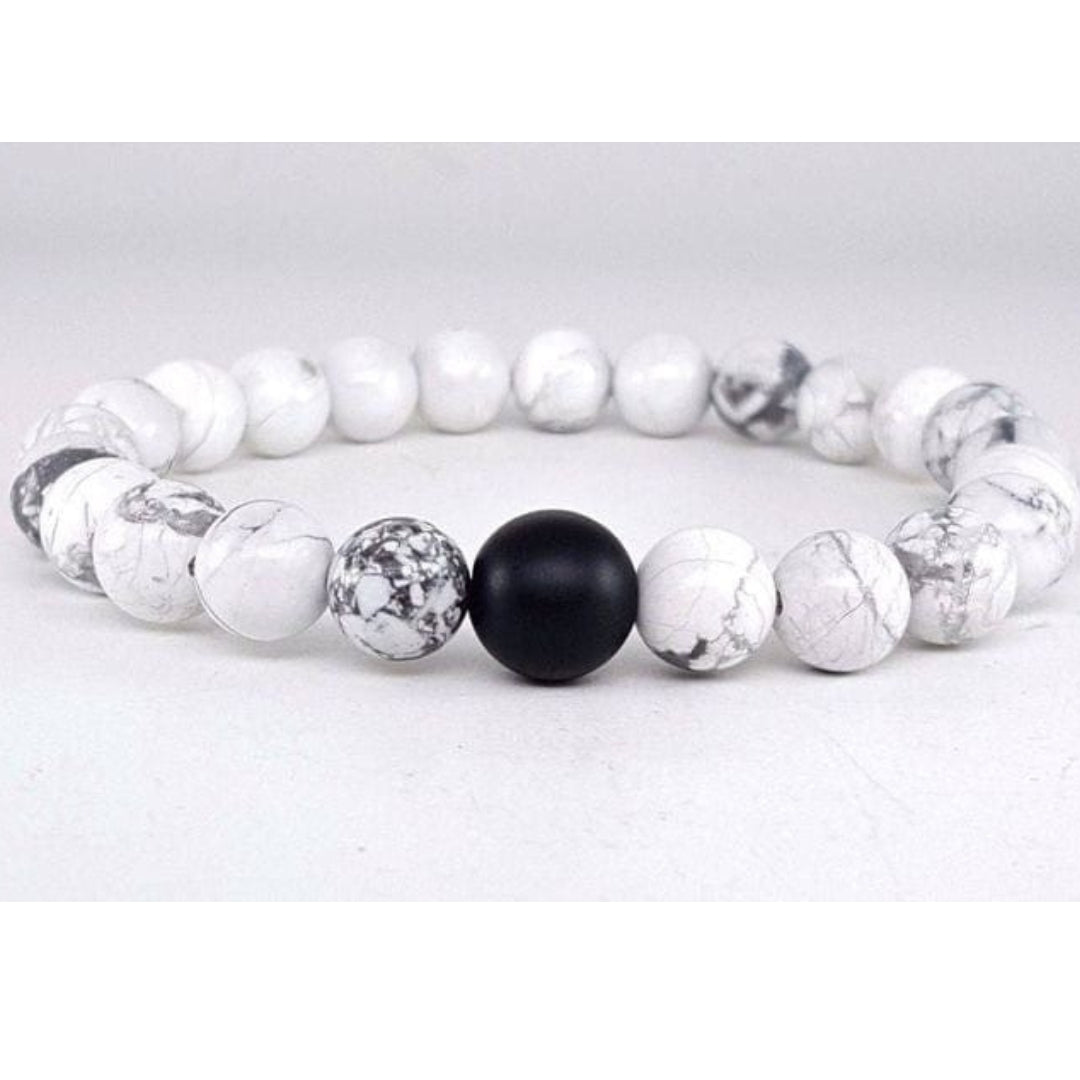 Howlites & black matte bracelet