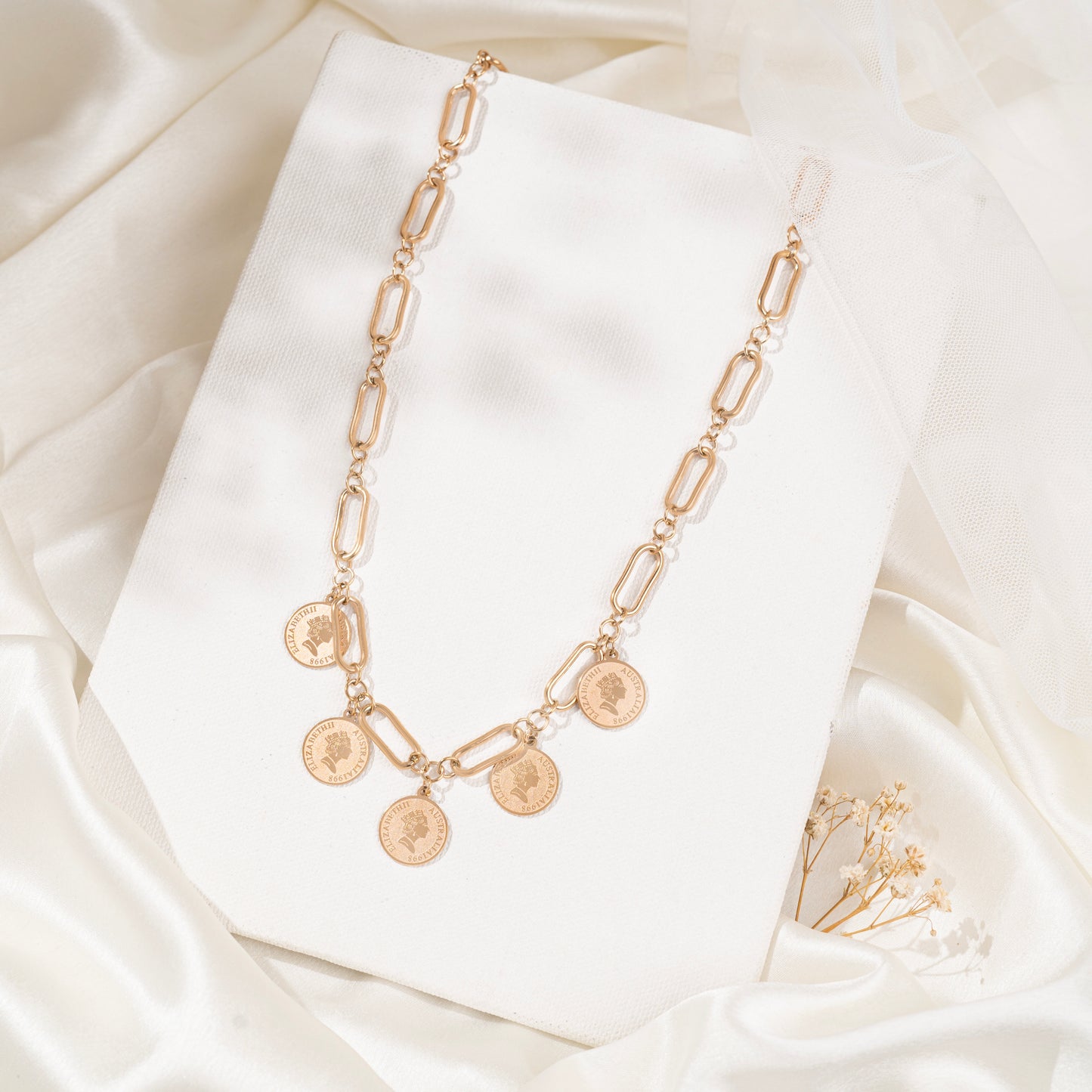 Gloria Necklace
