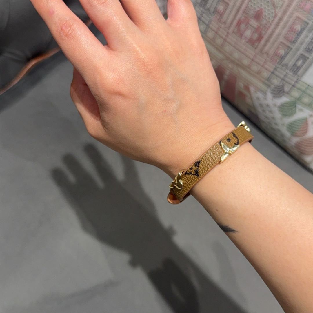 Elara Bracelet