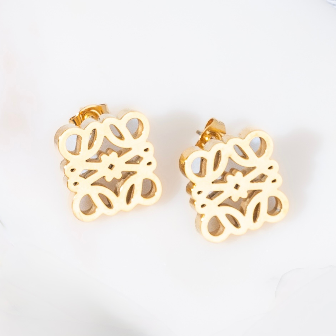 Wishka Studs