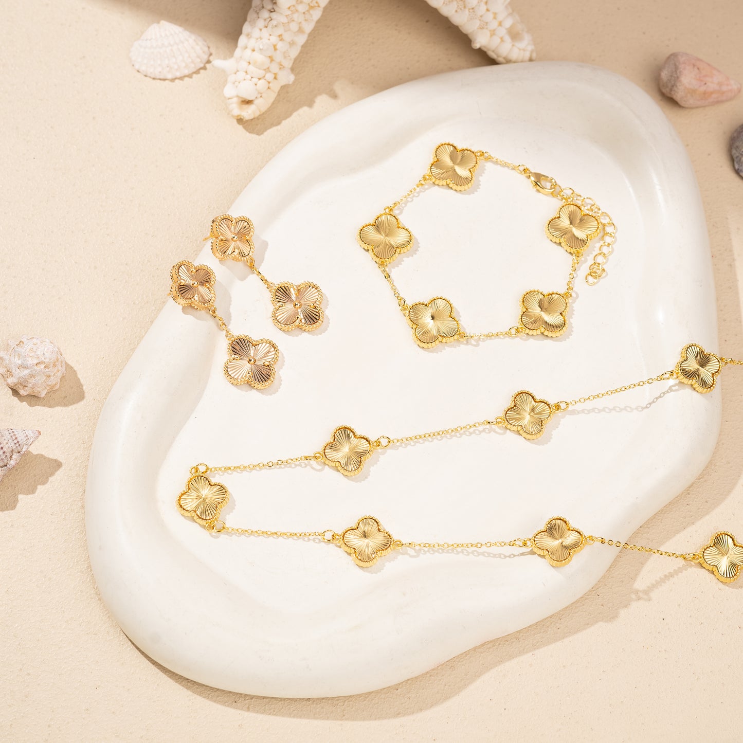 Audrey Golden Clover Set