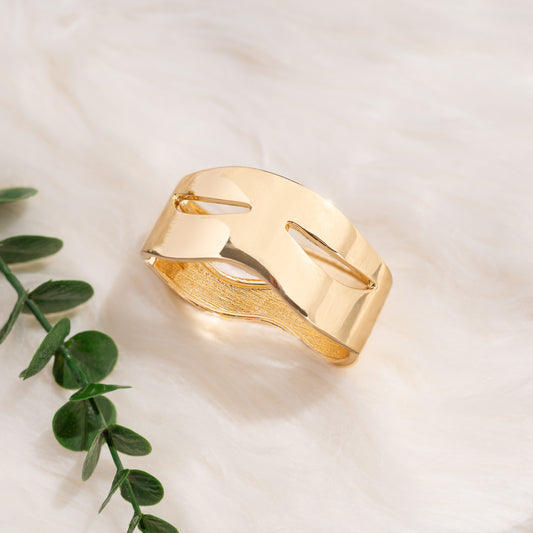Leshya Gold Cuff