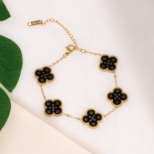 Black Kleve Clover Bracelet