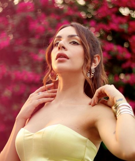 Colorful World Of Gems | Stylish & Fashionable Jewellery | CWOG