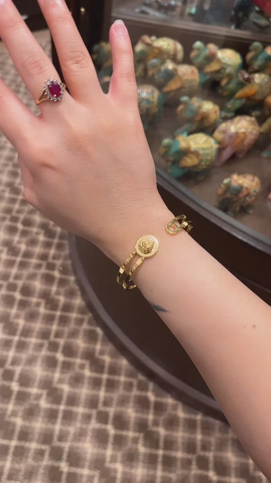 Noor Gold Bangle