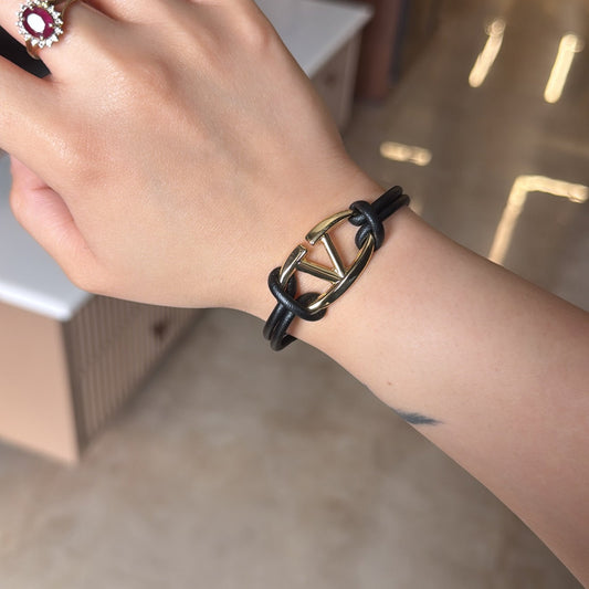Rogue Bracelet