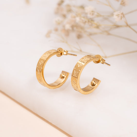 Celine Hoops