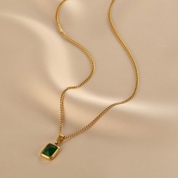 Regal Green Necklace